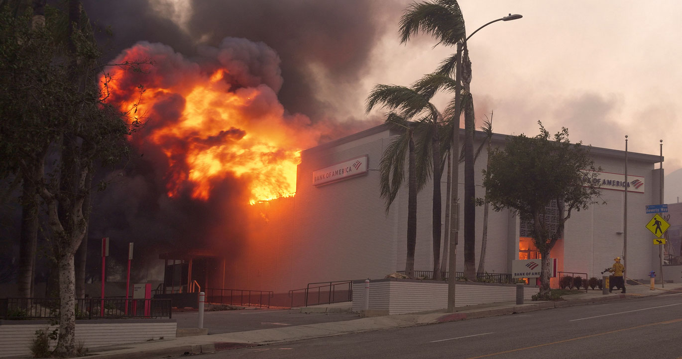 >1,5°C Pyropolitics and the New World © Lukas Marxt, still 01